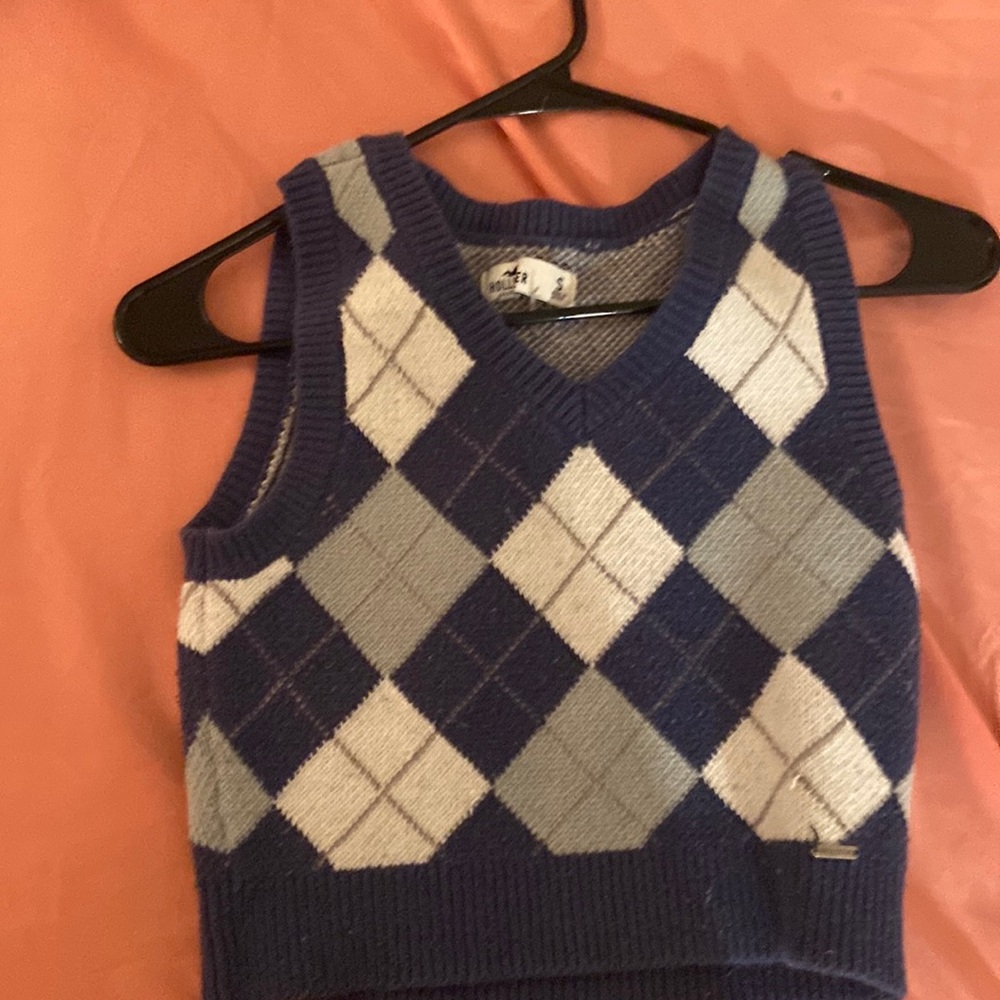Size small from hollister
